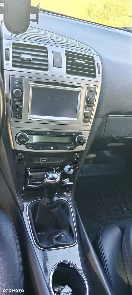 Toyota Avensis 2.0 D-4D Style - 8