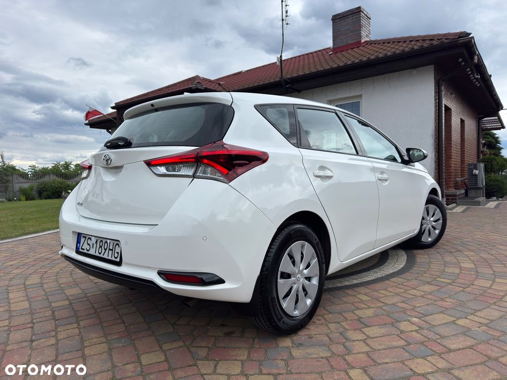 Toyota Auris 1.33 VVT-i Active - 9