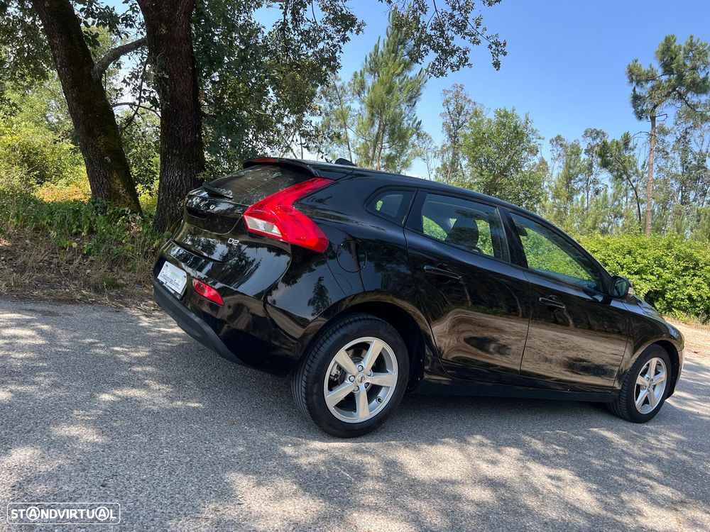 Volvo V40 2.0 D2 Momentum - 9