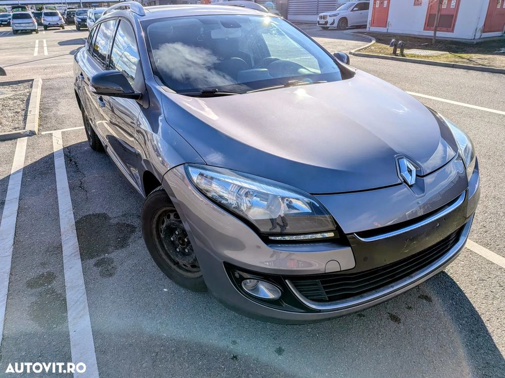 Renault Megane ENERGY dCi 110 Start & Stop Bose Edition - 13