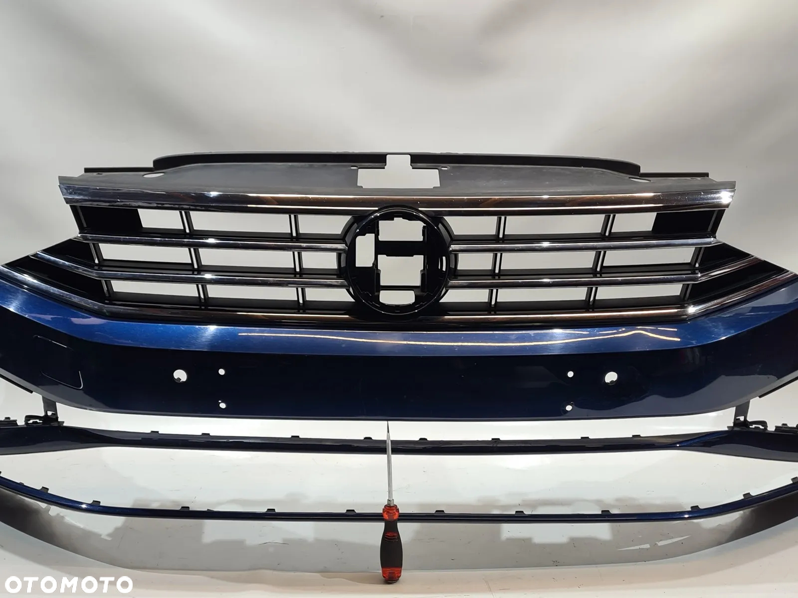 ZDERZAK PRZÓD GRILL VW PASSAT B8 20r LIFT - 2