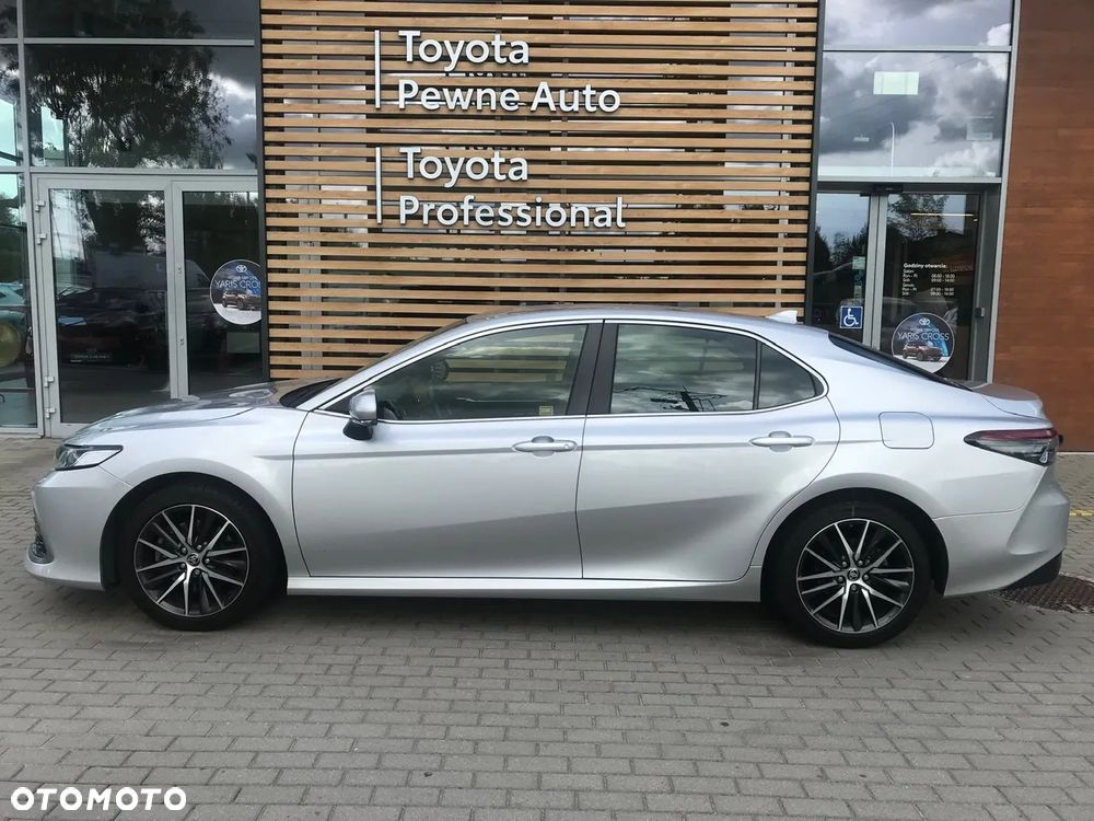 Toyota Camry 2.5 Hybrid Prestige CVT - 3
