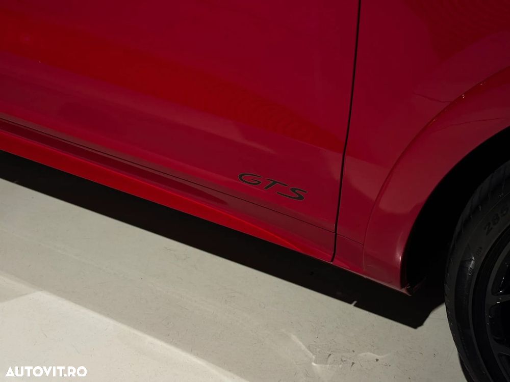 Porsche Cayenne Coupe - 12