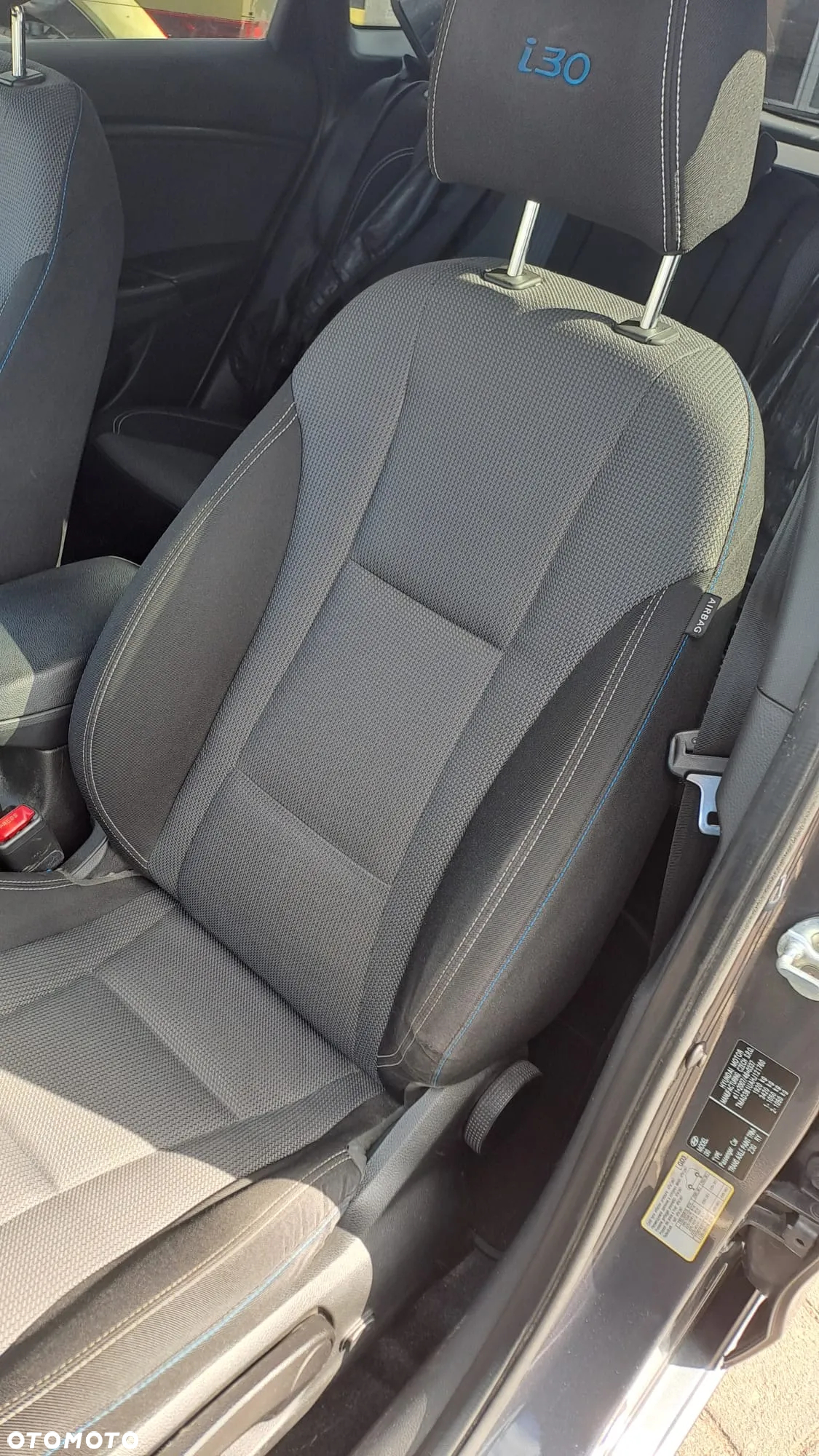 Hyundai i30 1.6 CRDi BlueDrive Go - 13