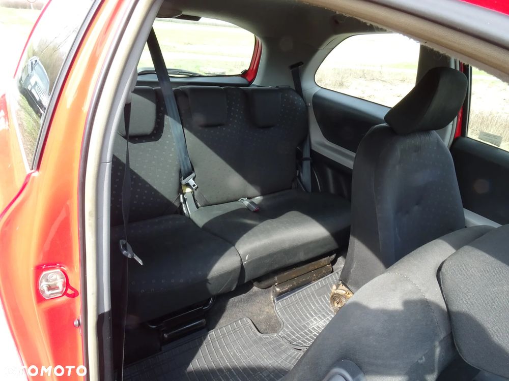 Toyota Yaris 1.0 Luna A/C - 7