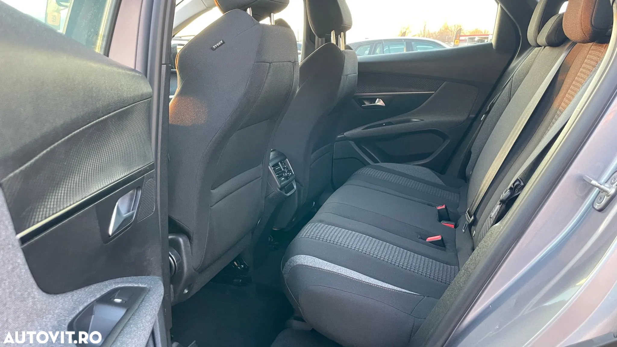 Peugeot 3008 - 25