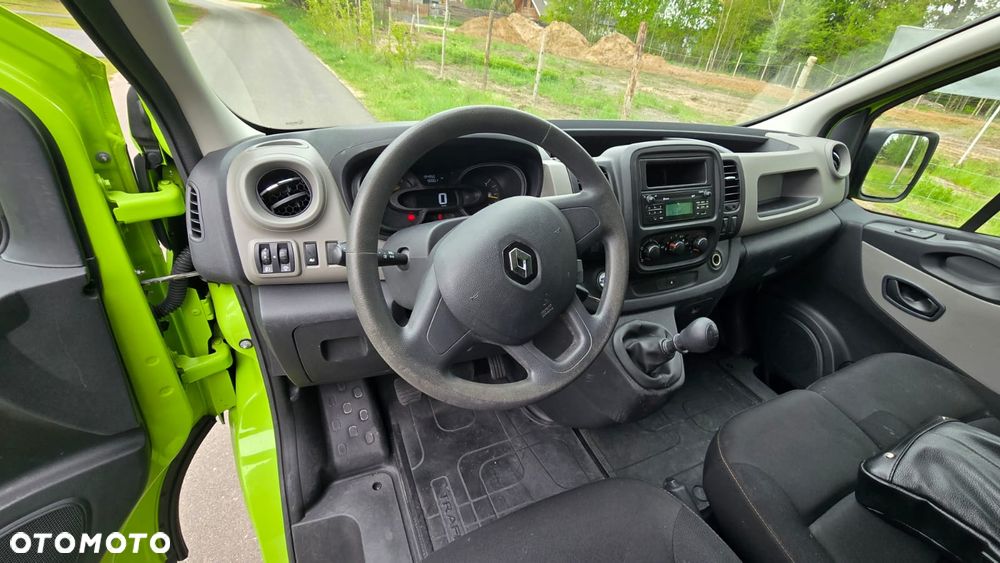Renault Trafic - 11