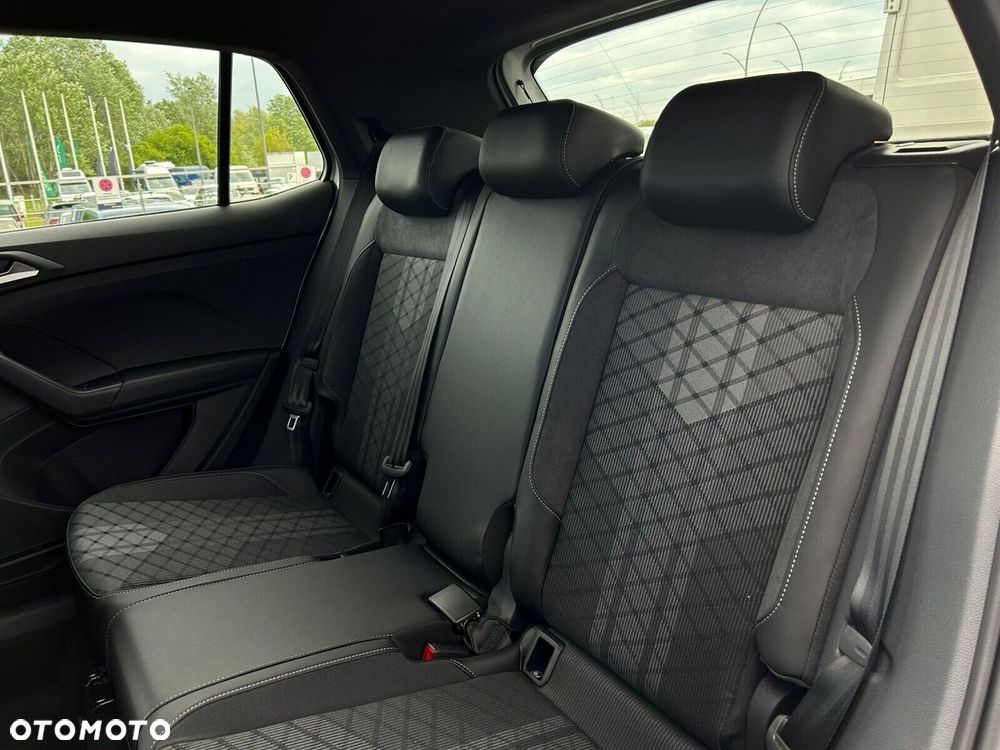 Volkswagen T-Cross - 8