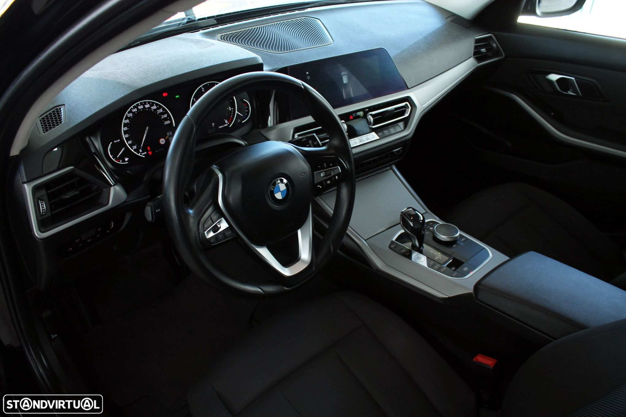 BMW 318 d Touring Auto - 15