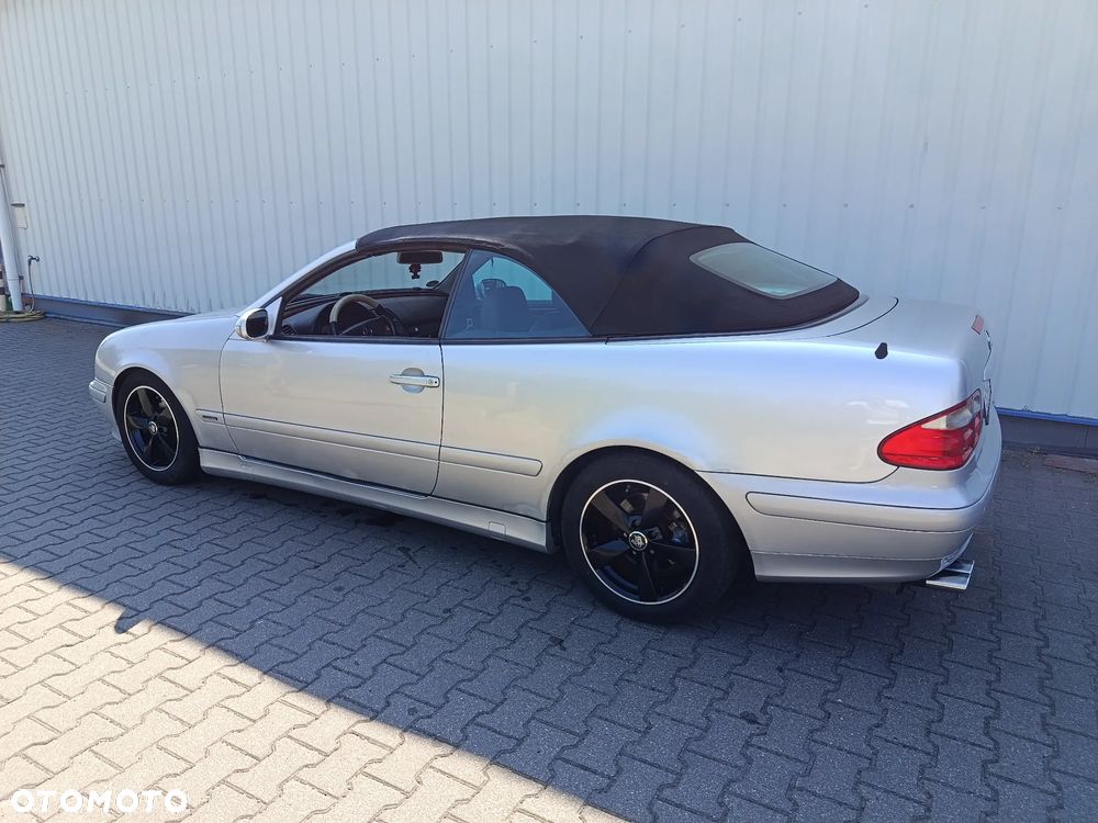Mercedes-Benz CLK 320 Elegance - 24