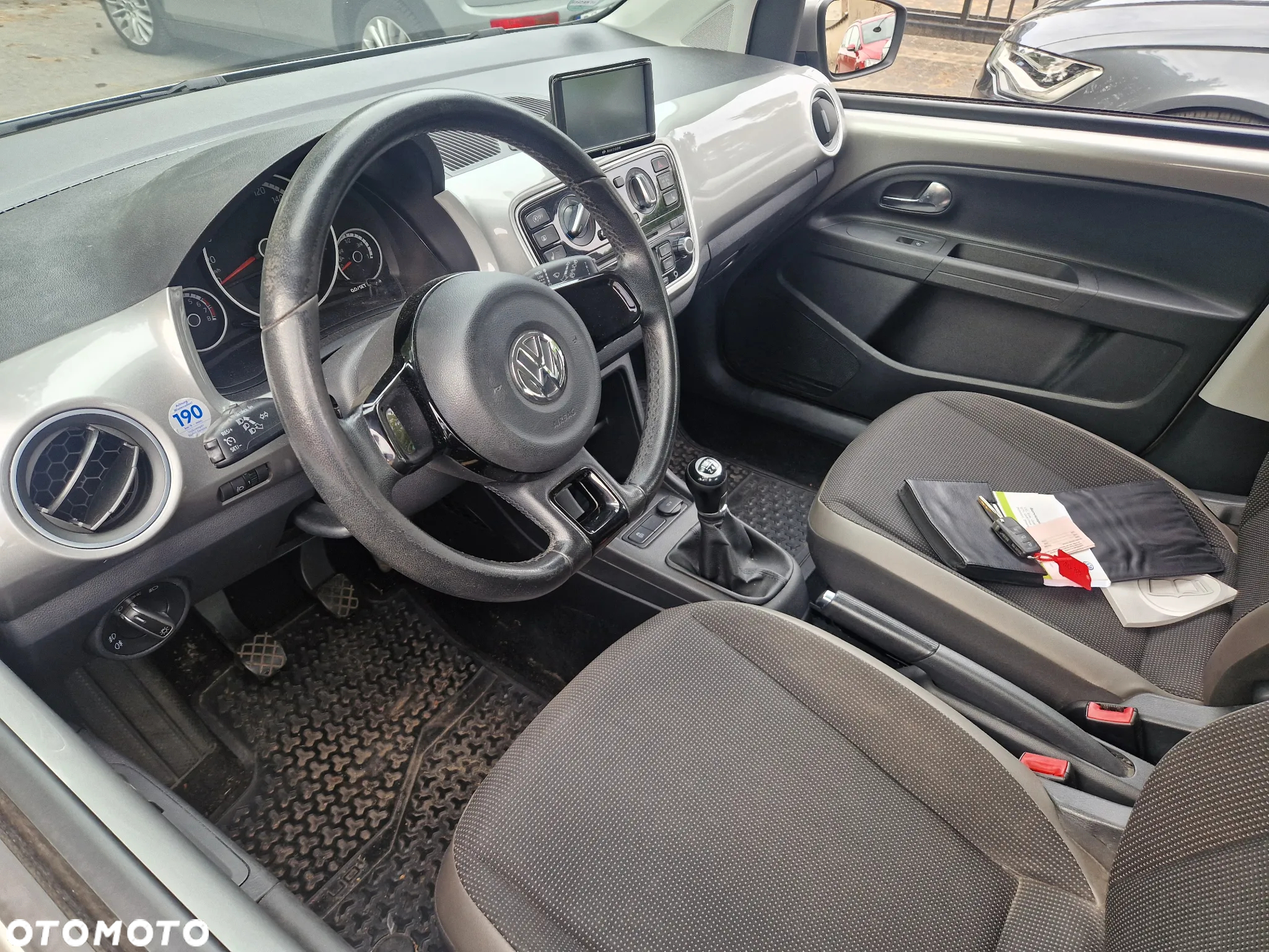 Volkswagen up! (BlueMotion Technology) move - 7