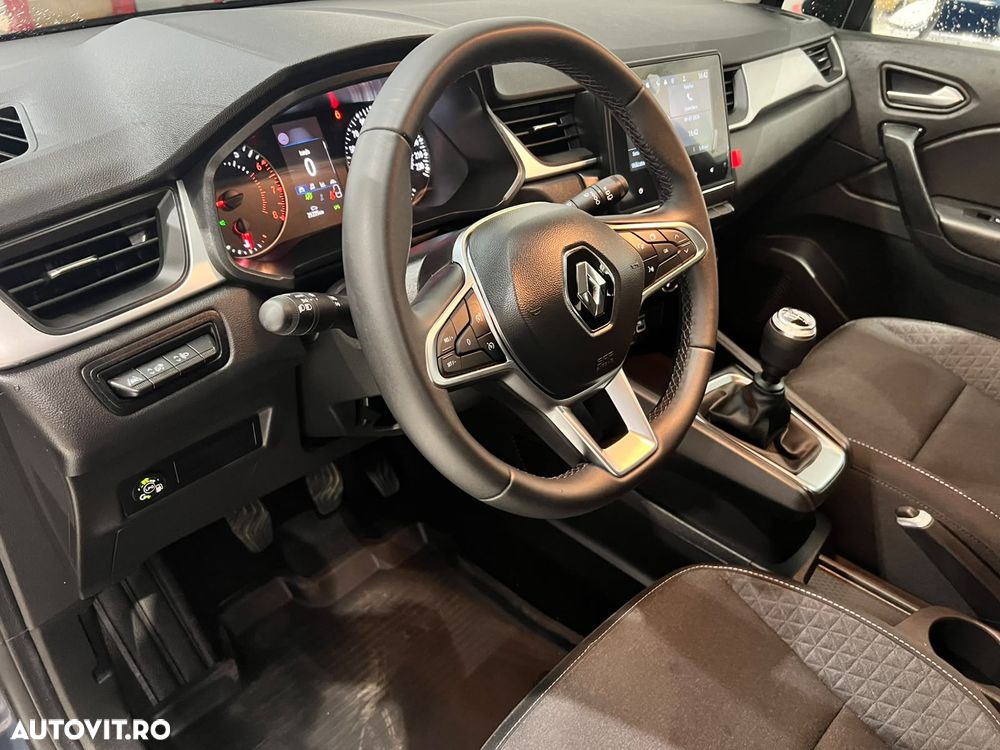 RENAULT Captur 2023 — imagine 8