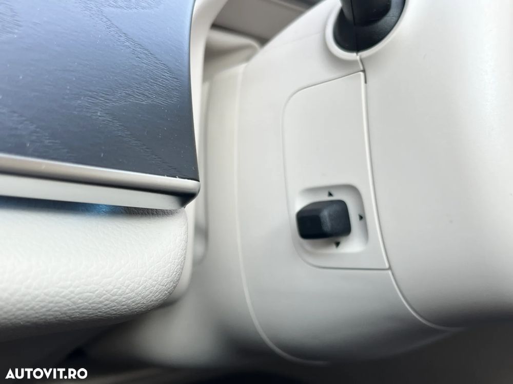 Mercedes-Benz E 220 d MHEV 4MATIC Aut. - 18