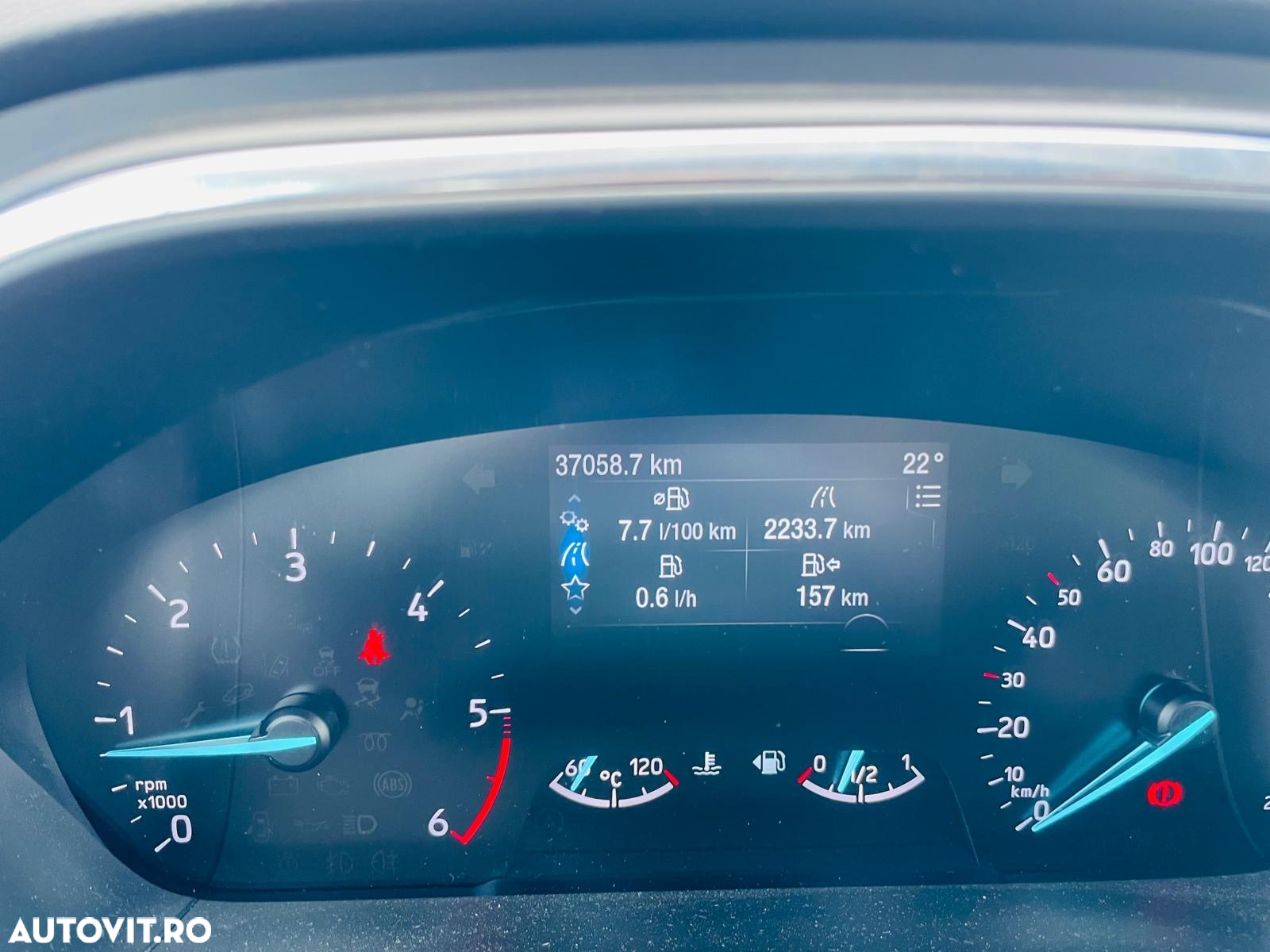 Ford Focus 2.0 EcoBlue Active - 8