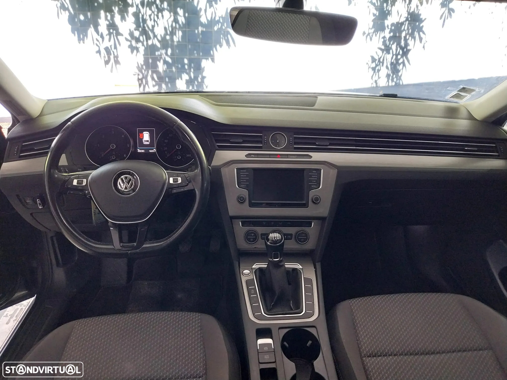 VW Passat Variant 1.6 TDI (BlueMotion ) Trendline - 8