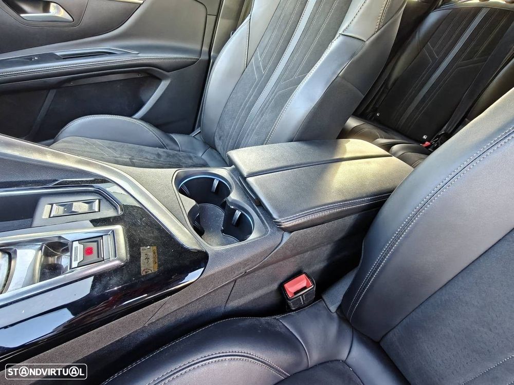 Peugeot 5008 1.5 BlueHDi GT EAT8 - 18