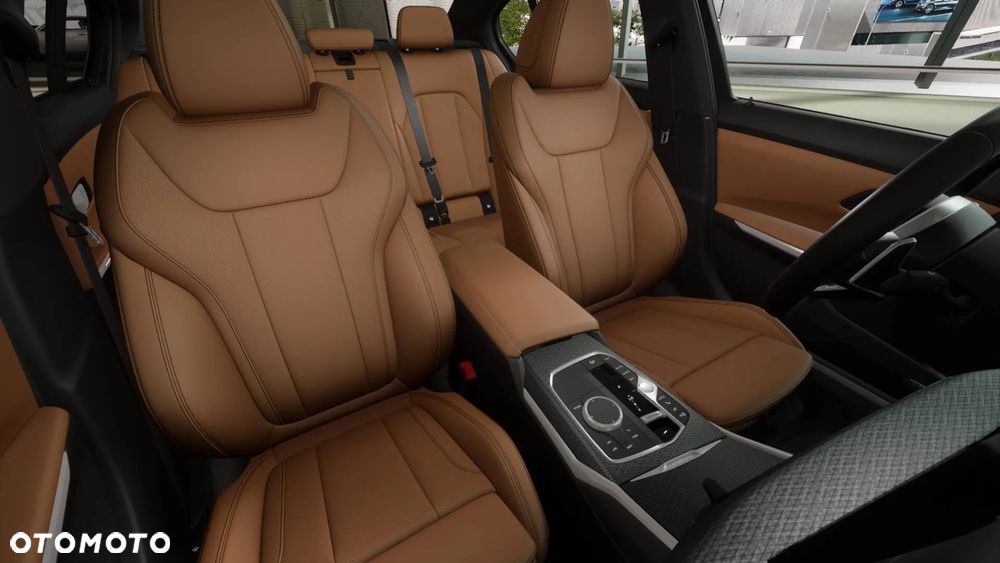 BMW Seria 3 318i M Sport - 11