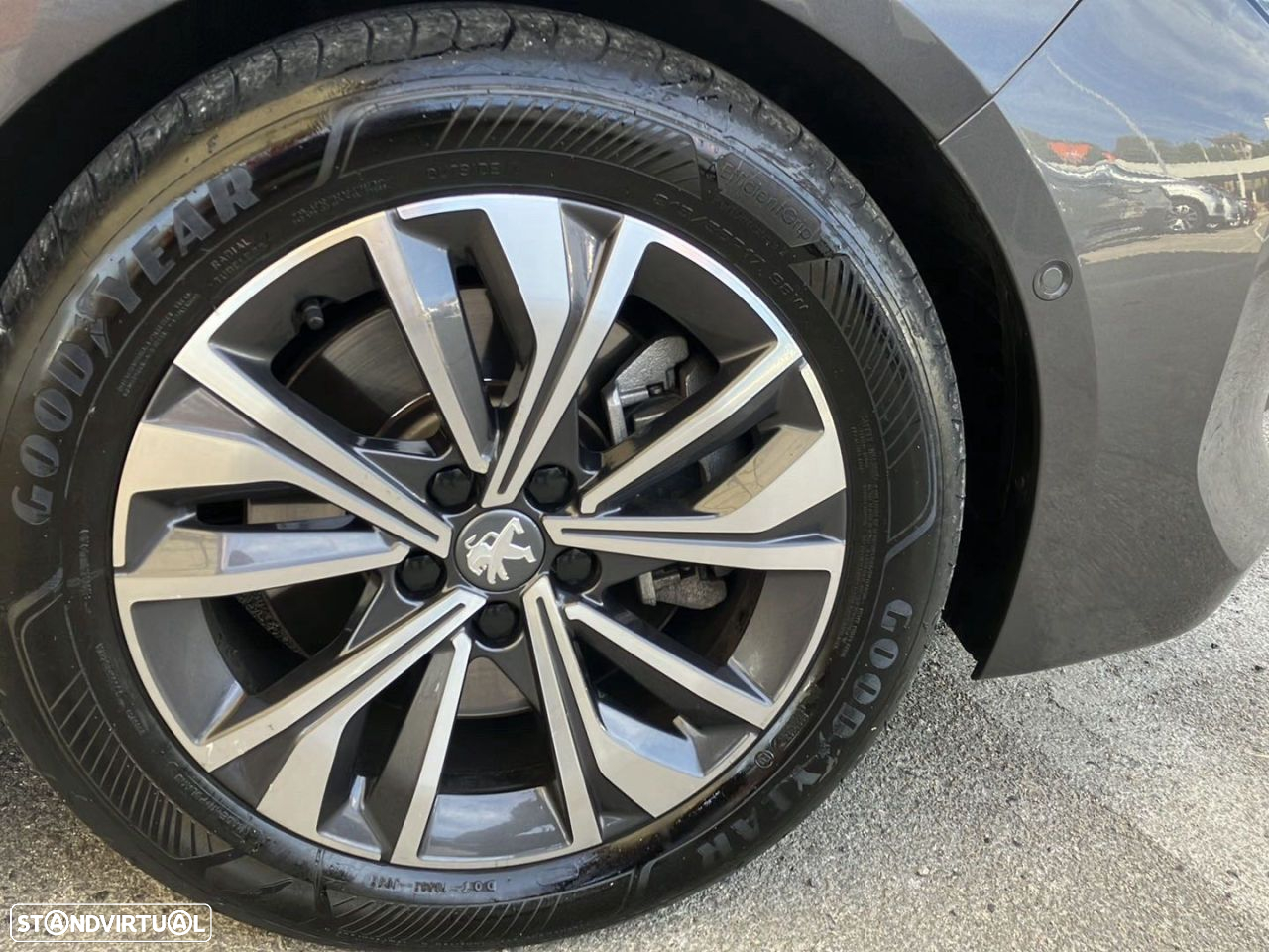 Peugeot 508 1.6 Hybrid Allure e-EAT8 - 24