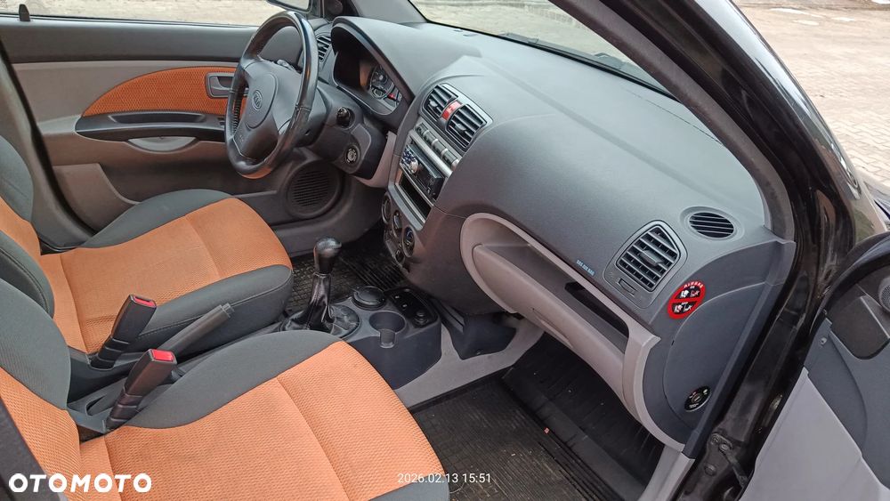 Kia Picanto 1.1 LX - 13