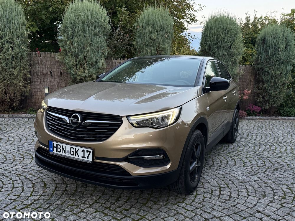 Opel Grandland X 1.2 Start/Stop Elegance - 2