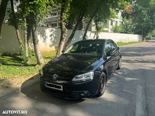 Volkswagen Jetta 1.6 TDI DPF Comfortline - 9