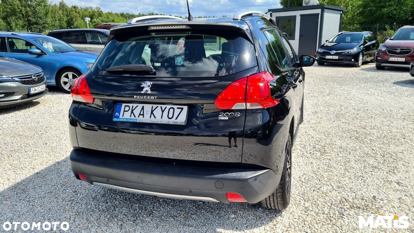 Peugeot 2008 - 12
