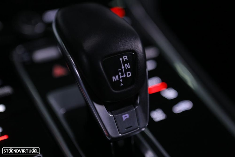Porsche Panamera 4 S - 32