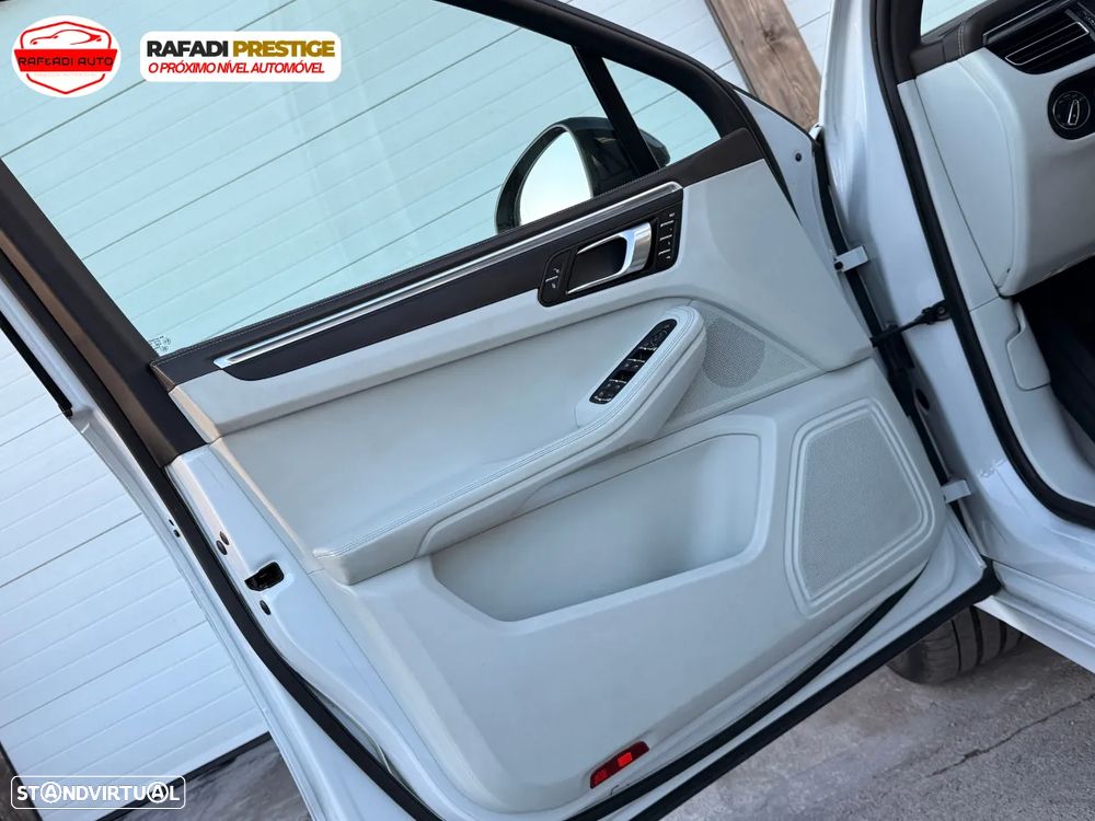 Porsche Macan PDK - 13