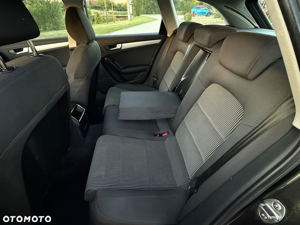 Audi A4 Avant 1.8 TFSI Attraction - 8