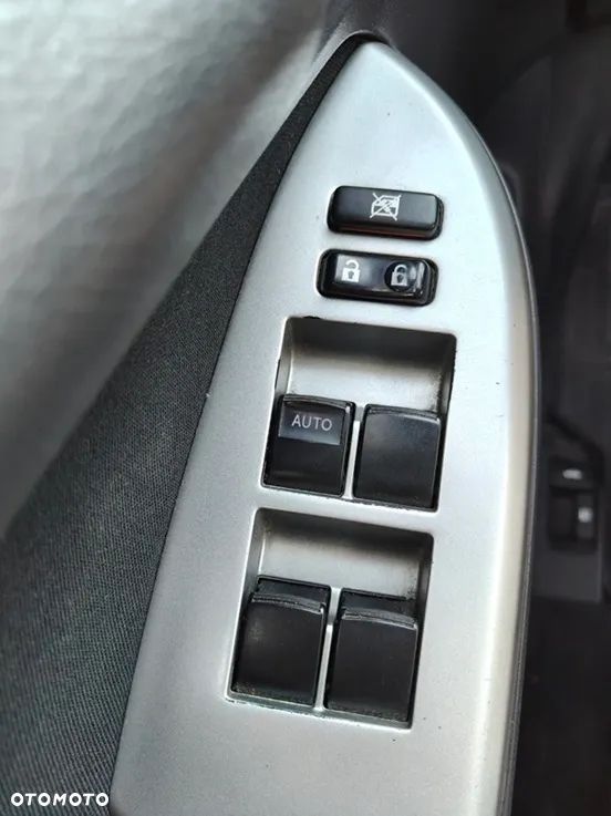 Toyota Corolla 1.6 Premium Start - 11