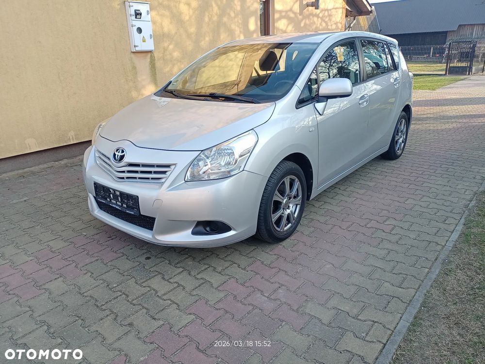 Toyota Verso 1.6 Edition - 1