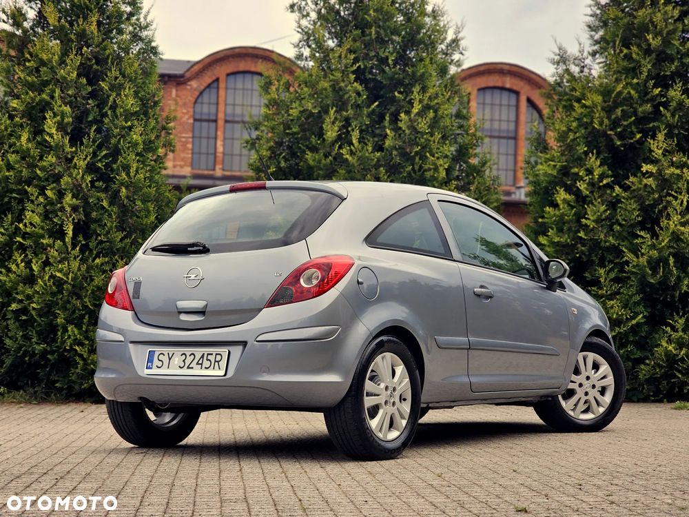 Opel Corsa - 4