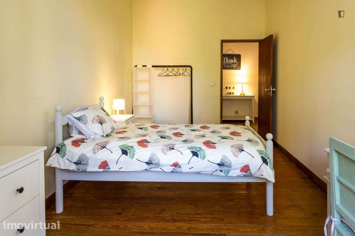 Quarto - localizado em Telheiras Lisbon - Grande imagem: 5/14