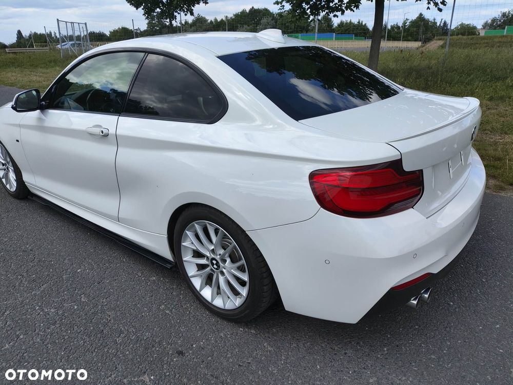 BMW Seria 2 220d - 9