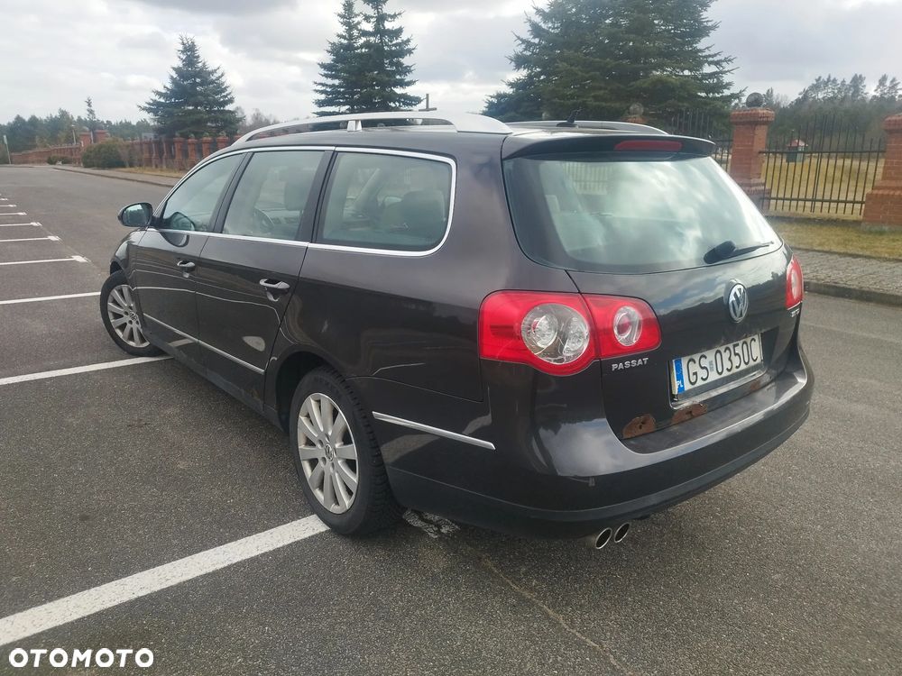 Volkswagen Passat 2.0 TDI Comfortline - 9