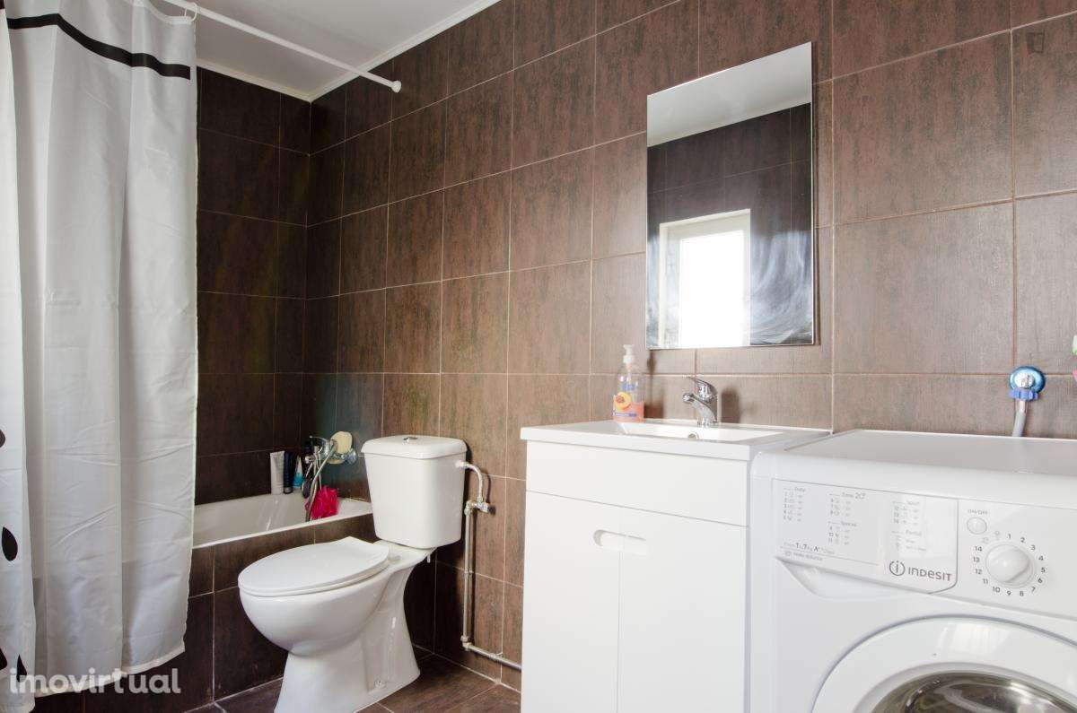 Quarto - localizado em Arroios Lisbon - Grande imagem: 4/12