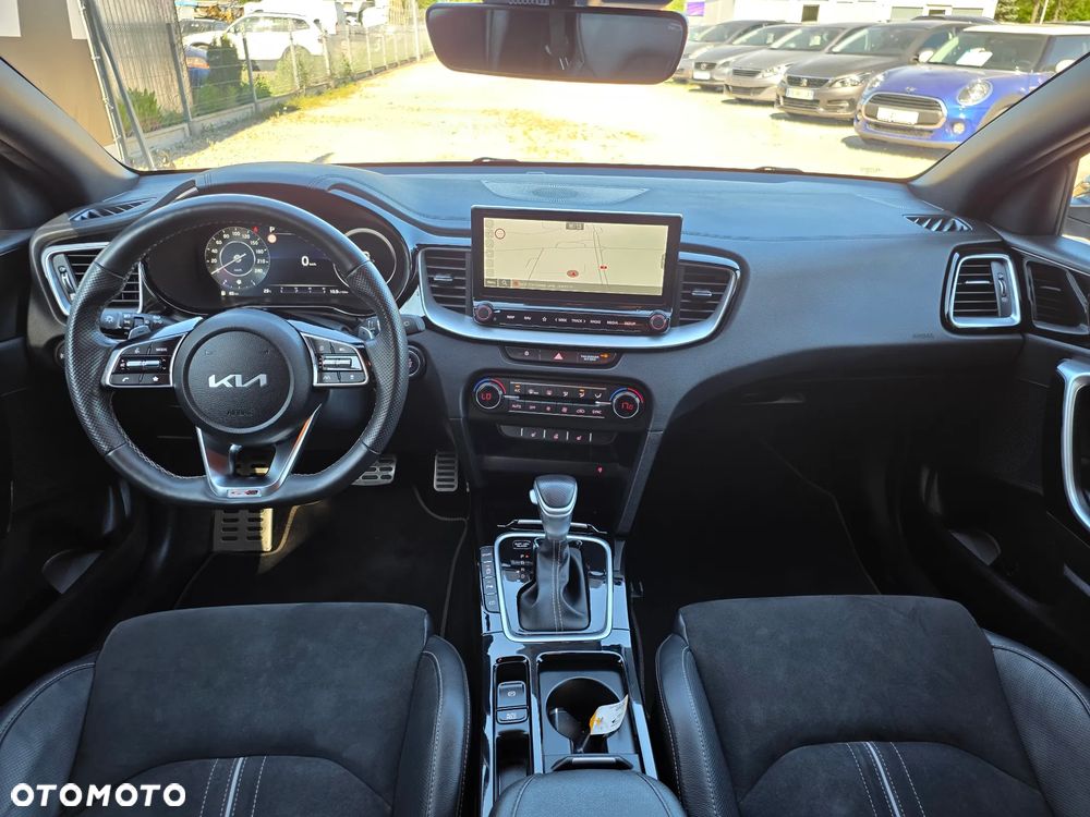 Kia ProCeed 1.5 T-GDI DCT7 OPF GT LINE - 12