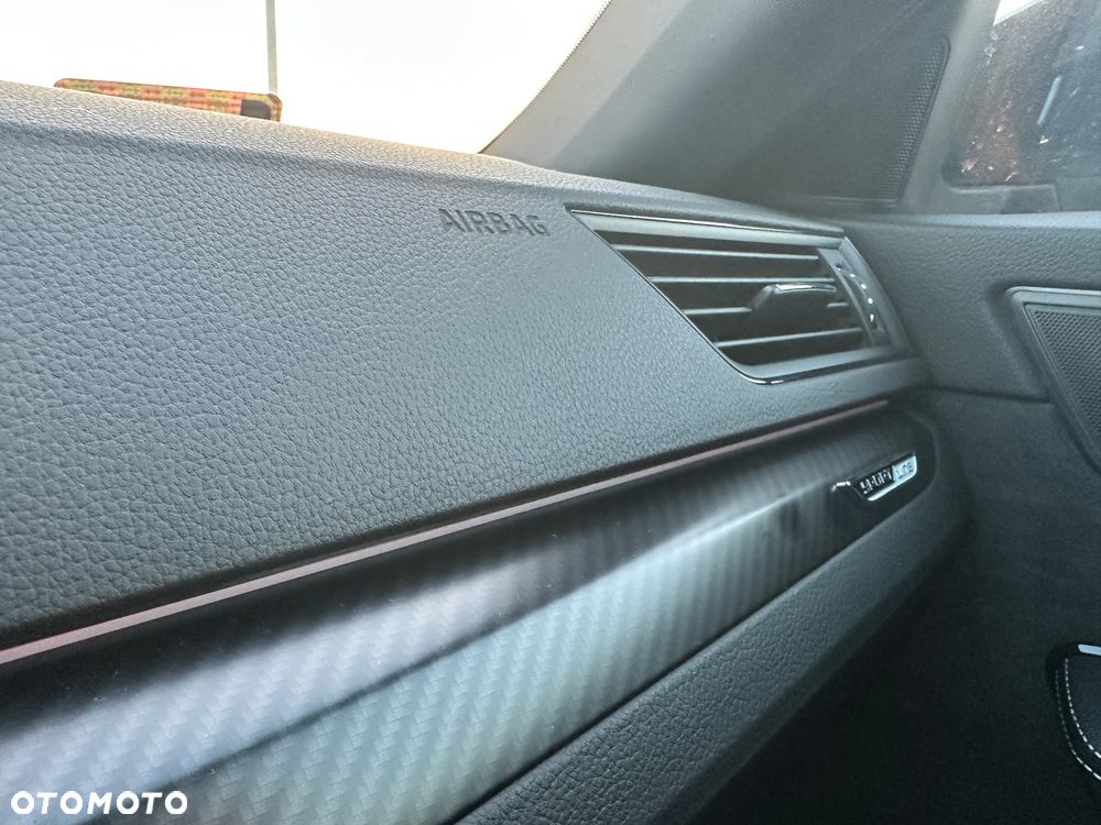 Skoda Superb 2.0 TDI SCR Sportline DSG - 28