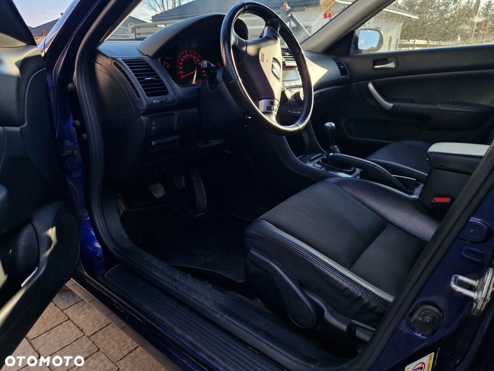 Honda Accord 2.0 Executive - 19