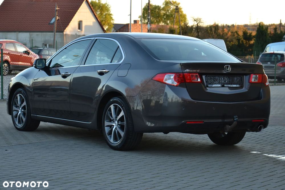 Honda Accord 2.0 Elegance - 15
