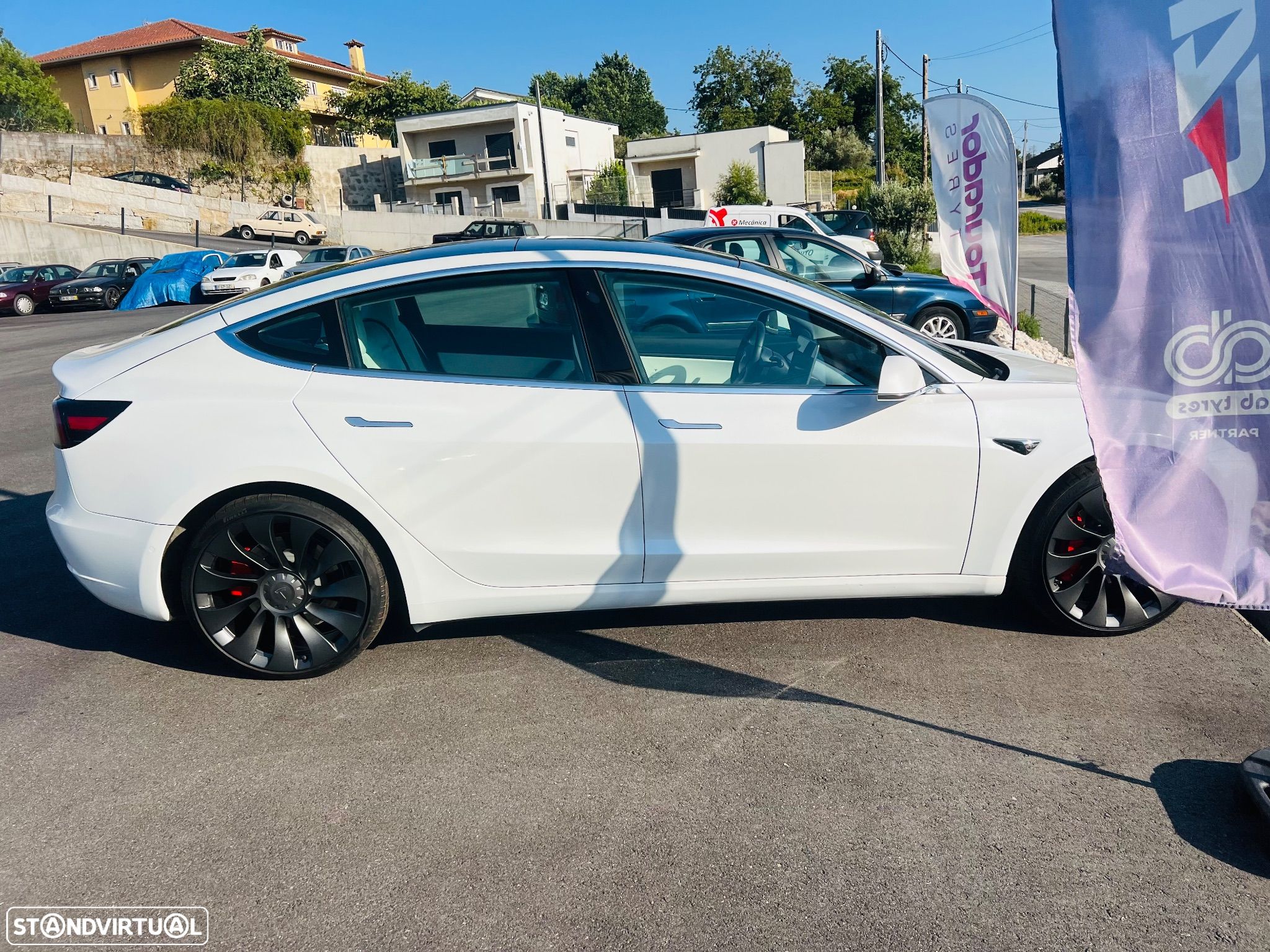 Tesla Model 3 Long Range AWD Dual Motor Performance - 1