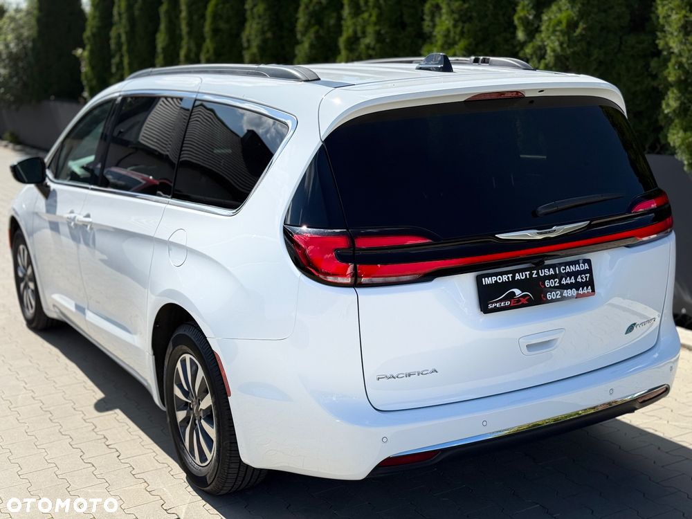 Chrysler Pacifica - 7