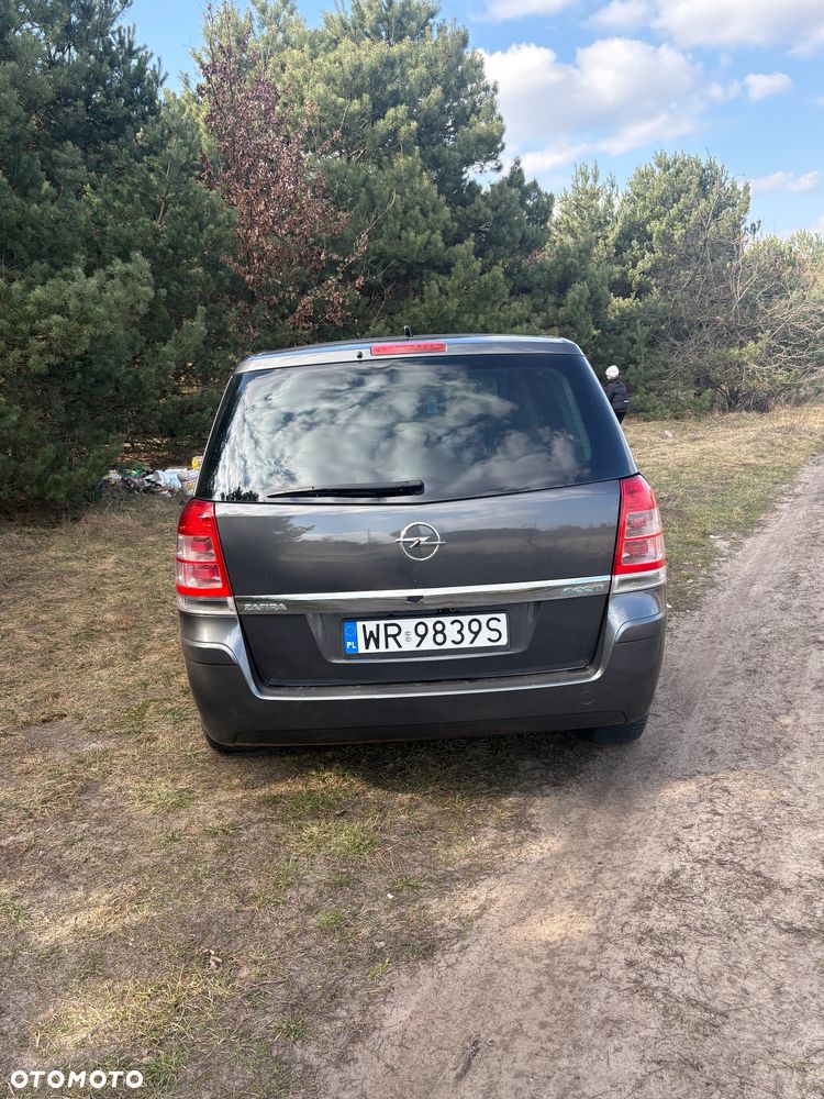 Opel Zafira - 7