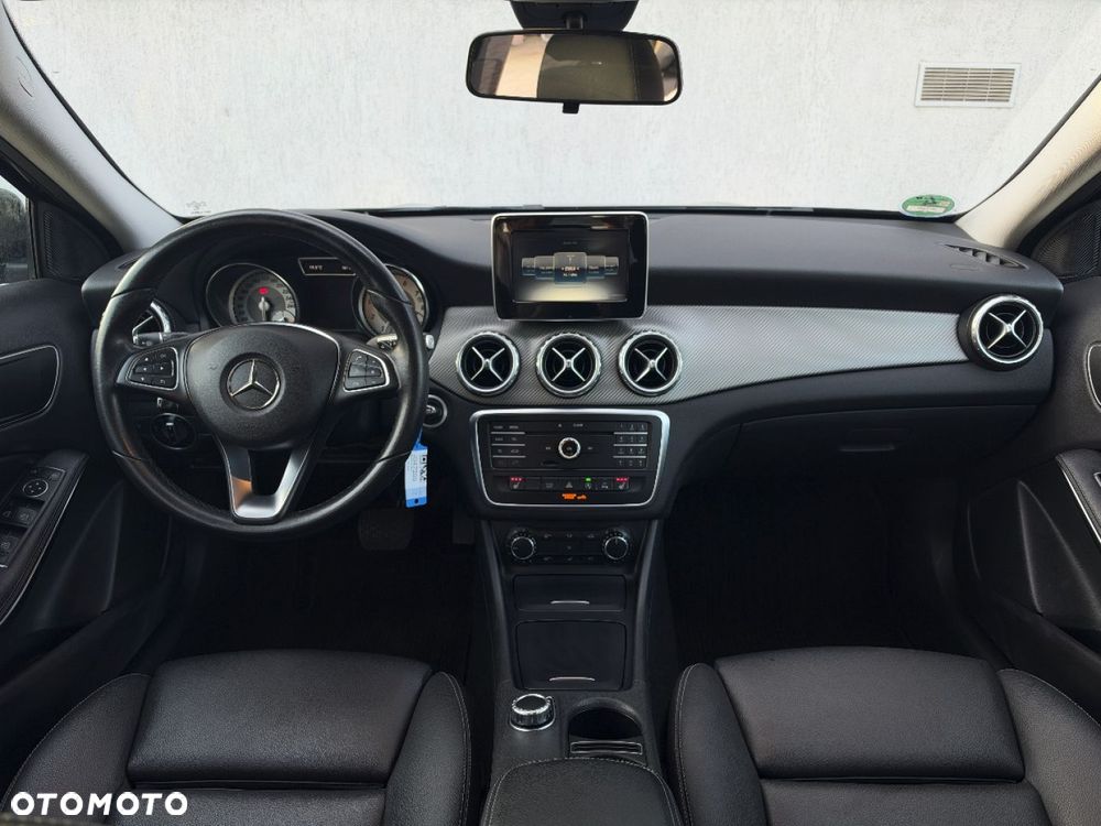 Mercedes-Benz GLA 180 7G-DCT Style - 6