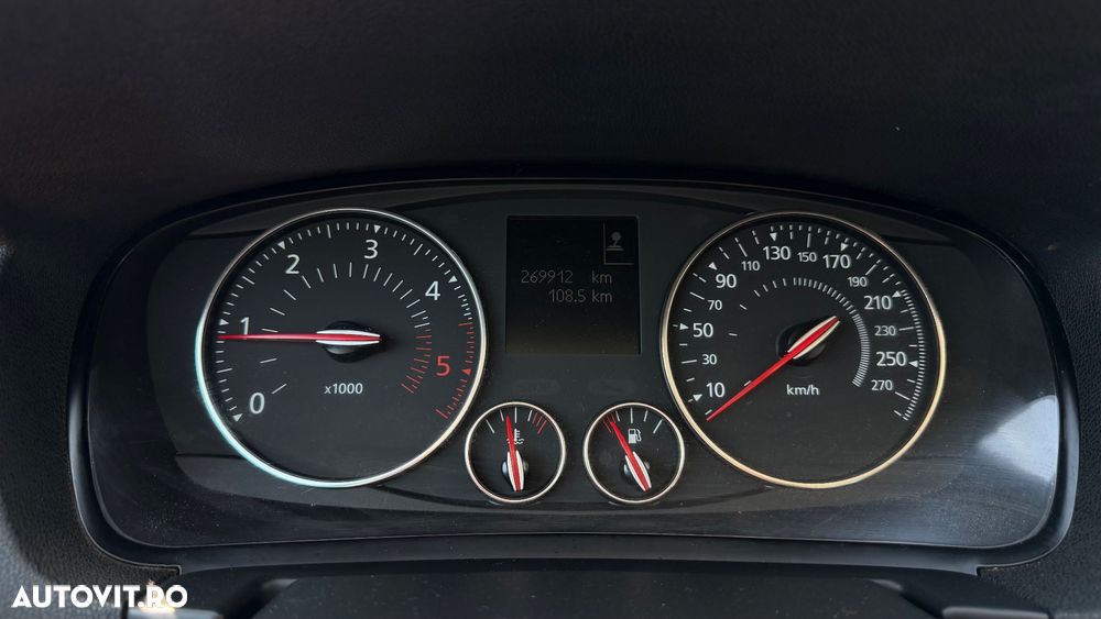 Renault Laguna dCi 150 FAP Start-Stop Paris Business - 18