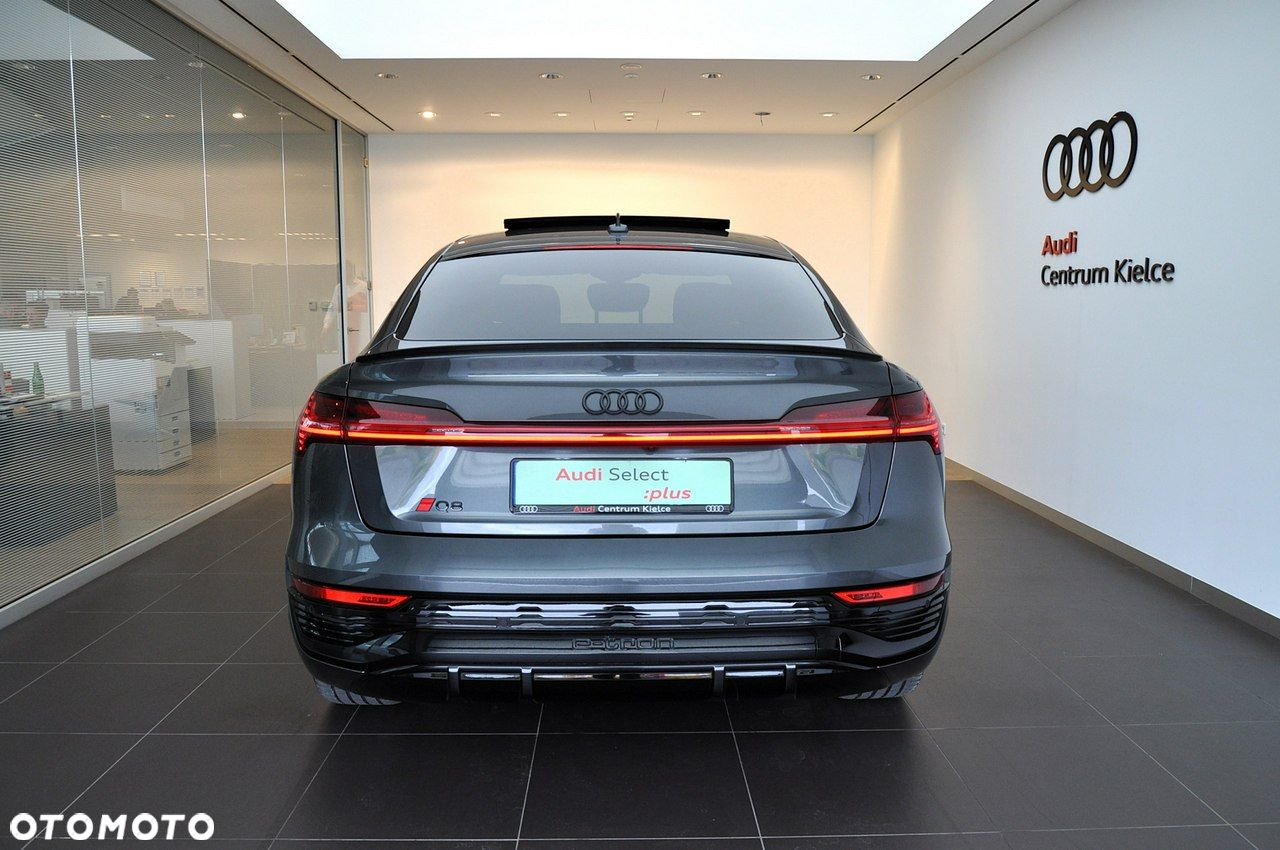 Audi Q8 - 3