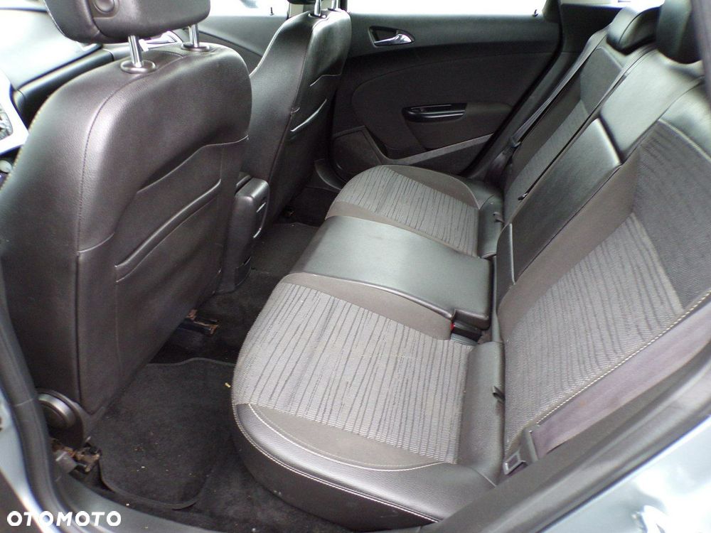 Opel Astra - 26