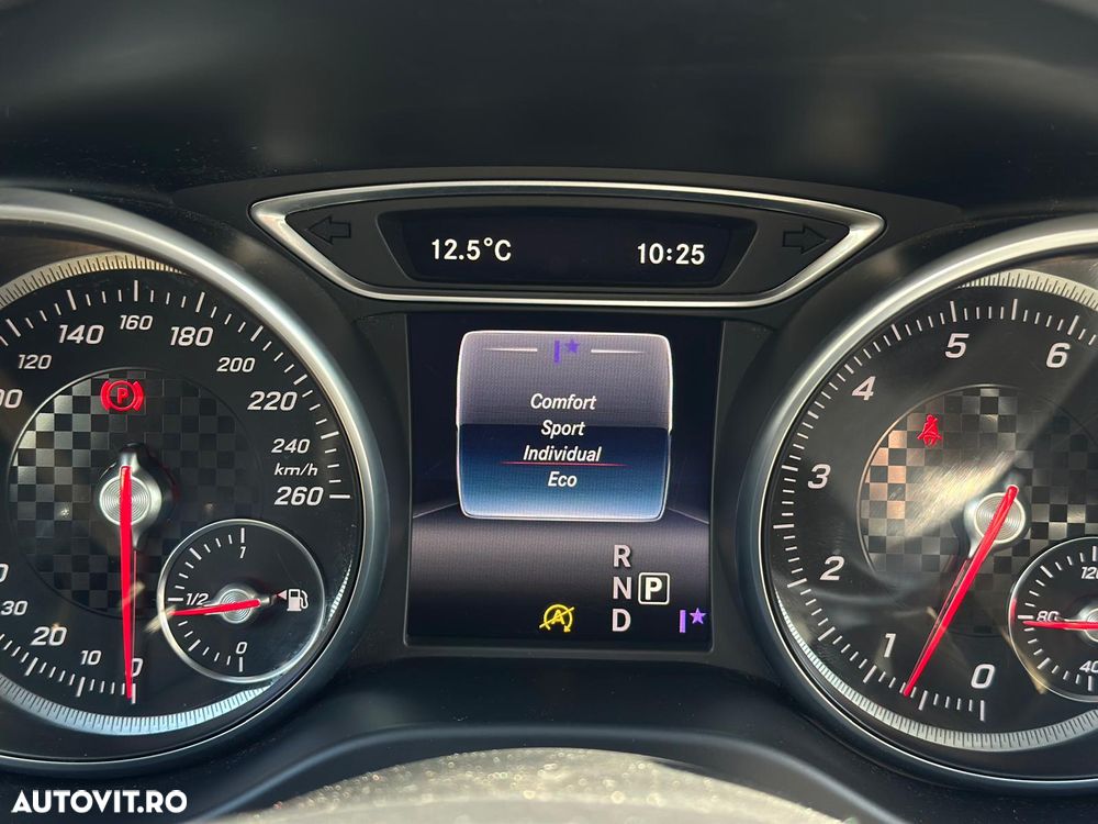 Mercedes-Benz A 180 7G-DCT Urban - 21