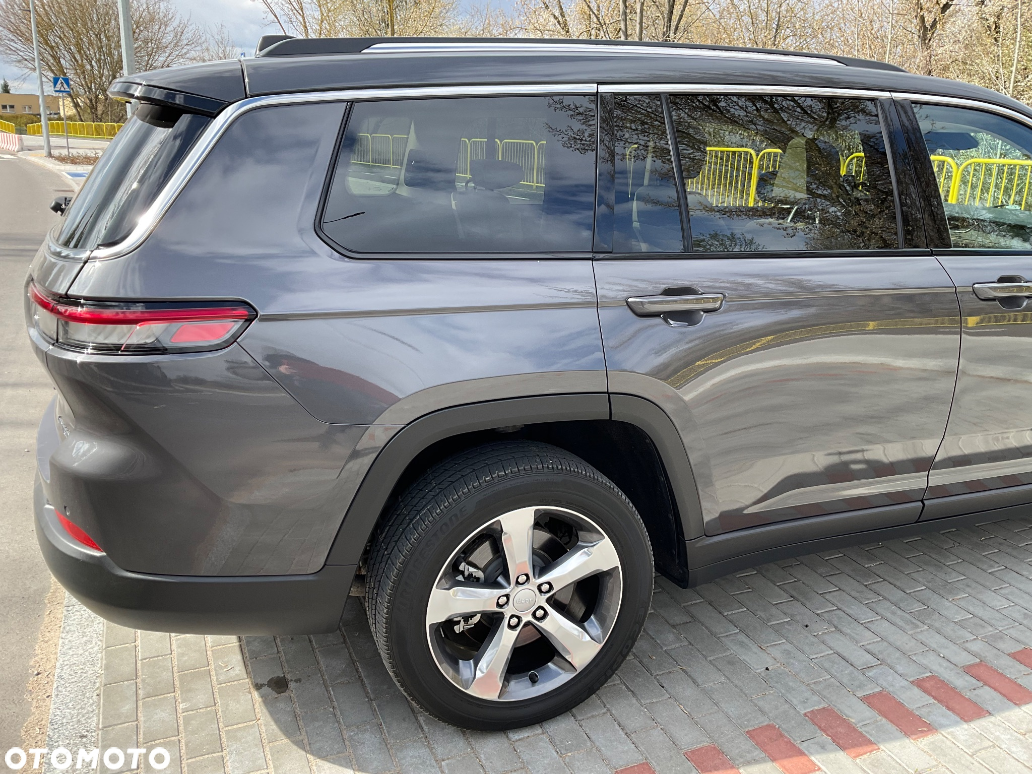 Jeep Grand Cherokee - 7