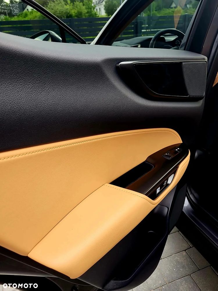Lexus NX 350h Prestige AWD - 21